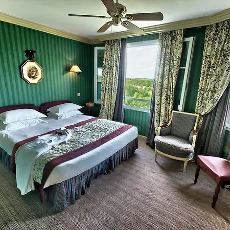 Hotel L'yeuse - Les Collectionneurs Châteaubernard