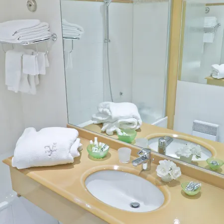 Hotel L'yeuse - Teritoria 4*