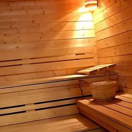 L'yeuse - Les Collectionneurs Hotel 4*